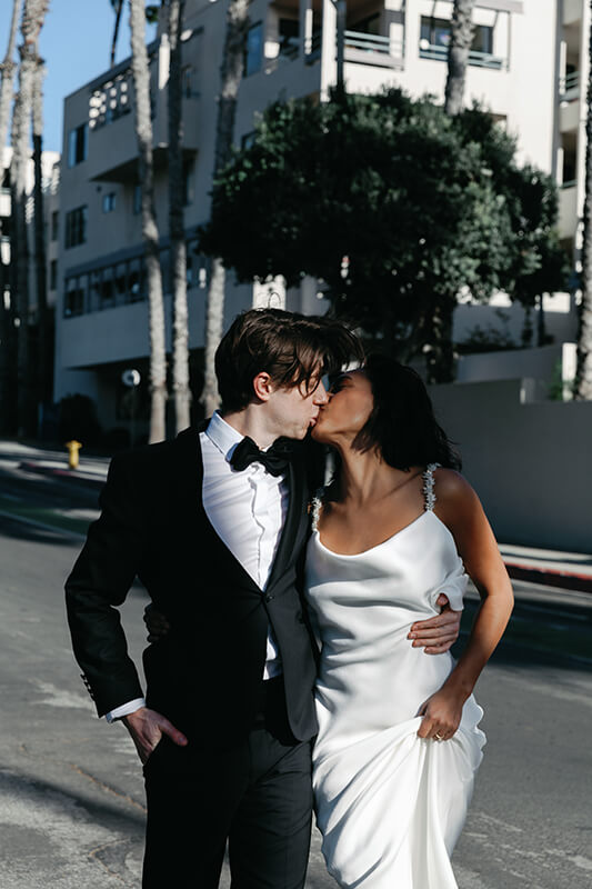 Los Angeles elopement in Venice Beach, California