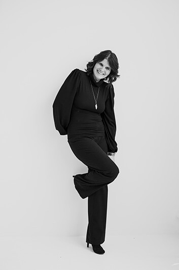 Cristina Naan