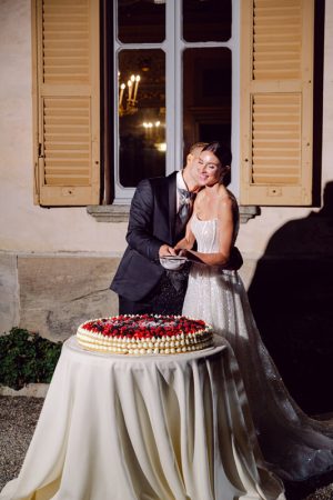 cristina-naan-villa-pizzo-destination-wedding-lago-di-como-cake