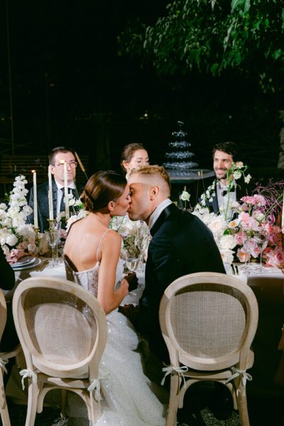 cristina-naan-villa-pizzo-lago-di-como-destination-wedding-dinner-friends